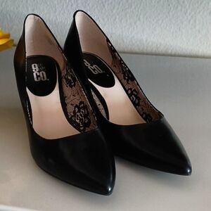 Black Women's Pumps